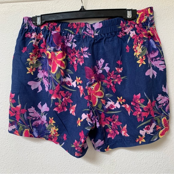 Tommy Bahama Floral Linen Shorts - Picture 2 of 10